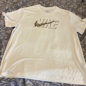 XXL Nike dri fit tee New